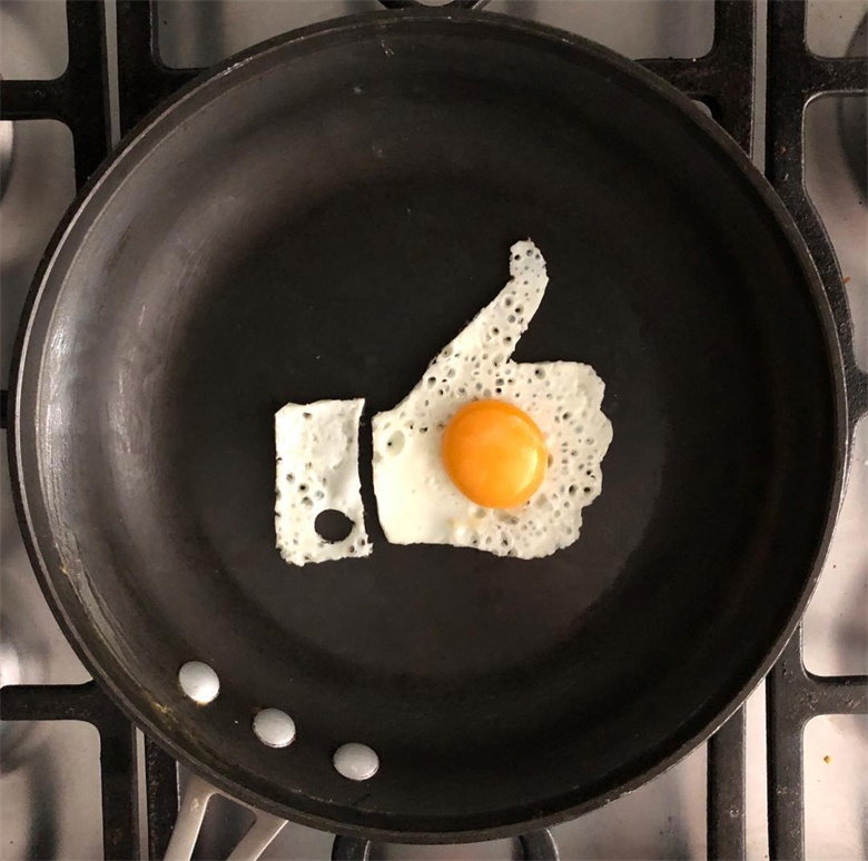 The Eggshibit