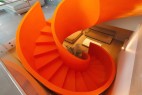 橙色楼梯